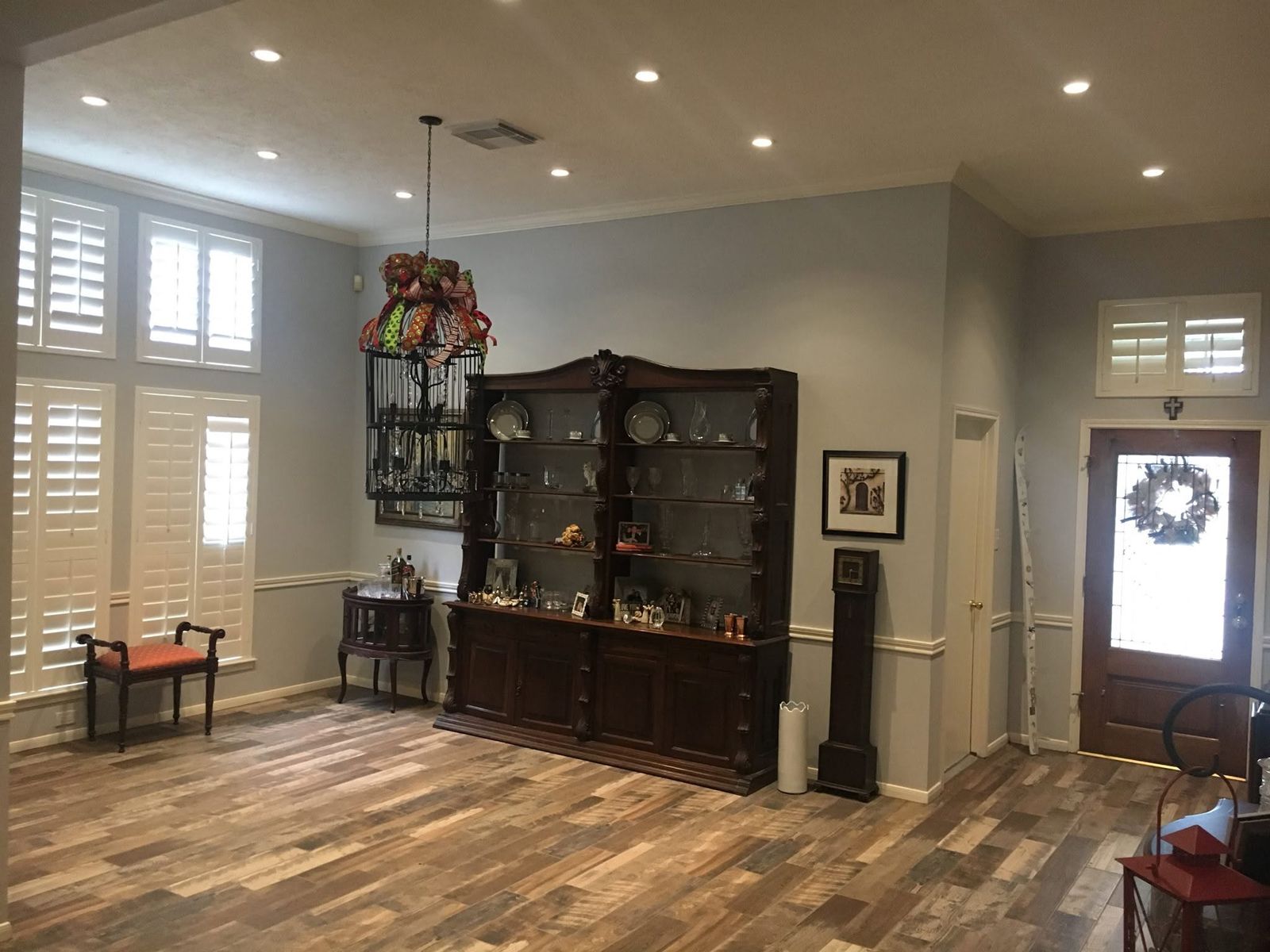 Living area with new wood-look flooring